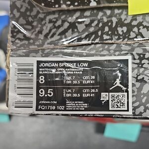 Jordan Spizike Low White and Gray Sneakers